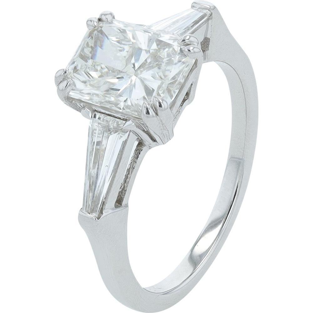 18k White Gold Radiant Cut Diamond Engagement Ring with Tapered Baguette Side Stones