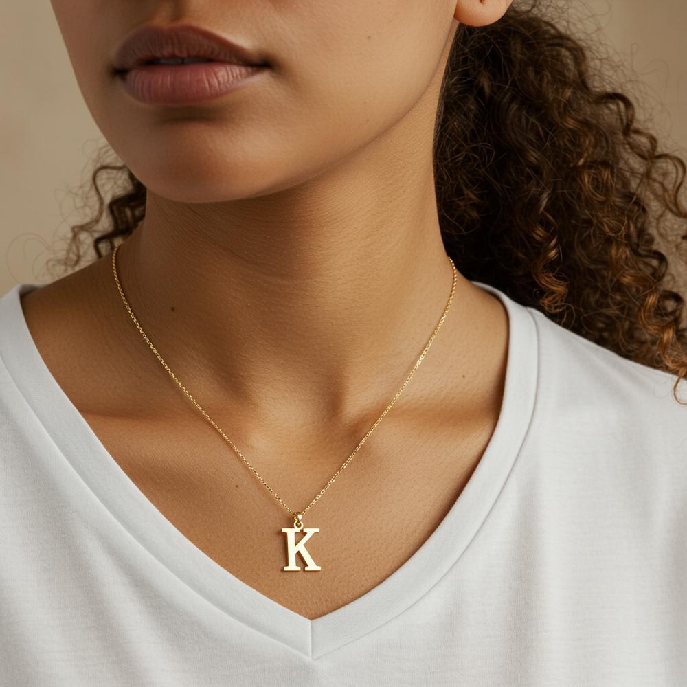 Stylish gold and diamond initial necklaces in 2025 jewelry trends