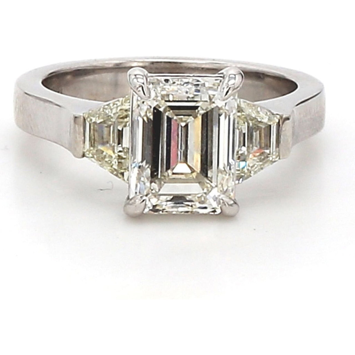 Ninacci Platinum Elegance Emerald-Cut 3-Stone Diamond Ring with 3.07 Carat Total Diamond Weight