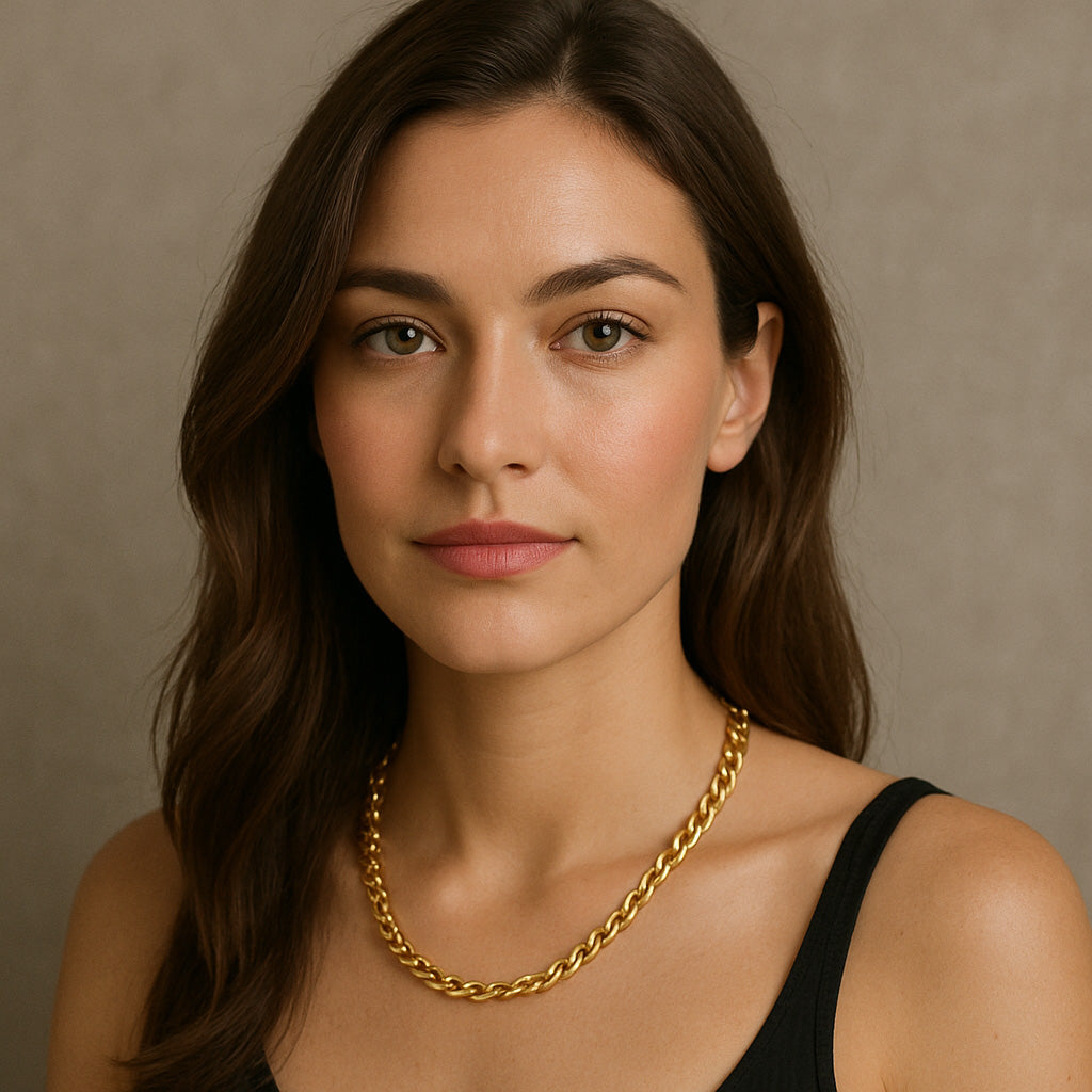Solid Gold Chain for Women: The Timeless Piece Your Jewelry Box is Begging For