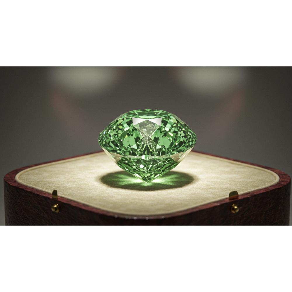 The Untold Stories of Famous Lost Jewels - A collection of vintage and historical jewelry pieces