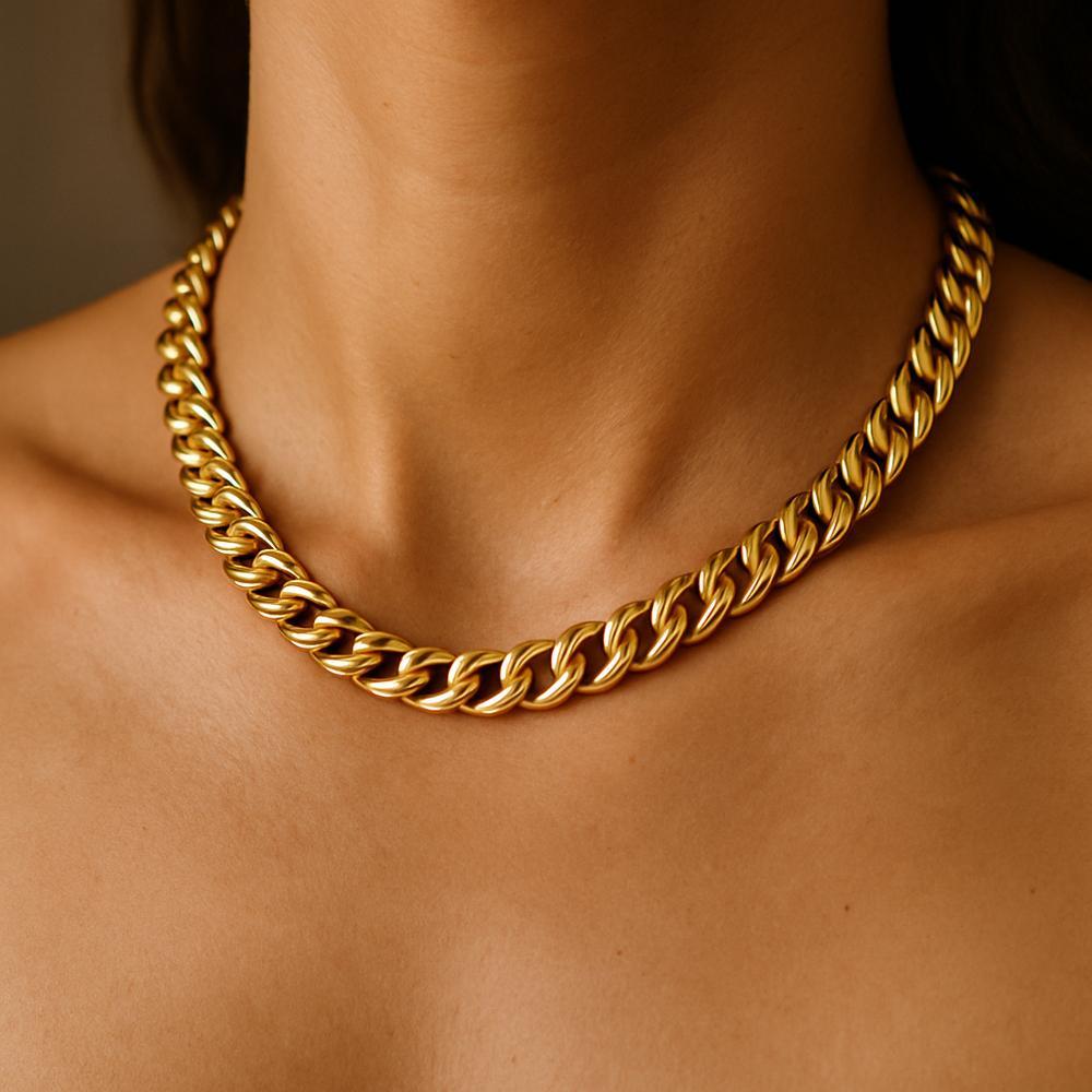 Elegant diamond necklace displayed on a velvet background