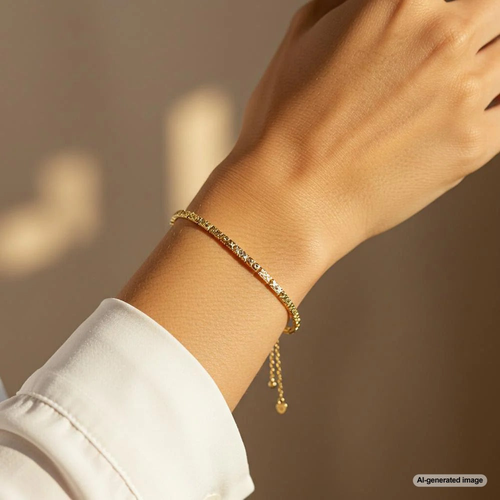Comparison of 24k gold versus alloyed gold jewelry showing differences in color and durability