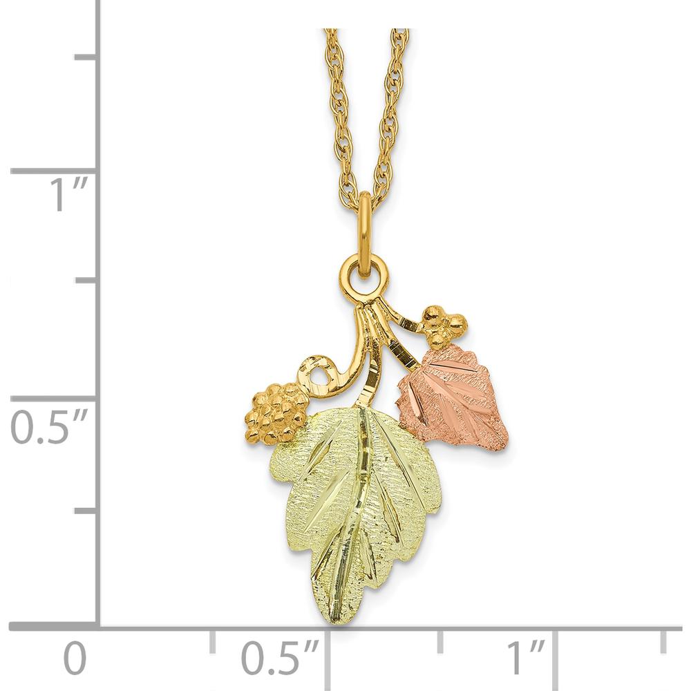 10K Tri-Color Gold Pendant Necklace with Nature-Inspired Design and Spring Ring Clasp - 18"