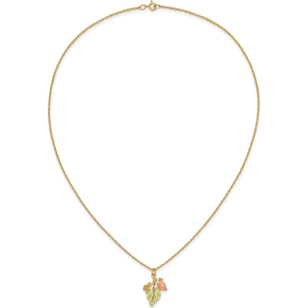 10K Tri-Color Gold Pendant Necklace with Nature-Inspired Design and Spring Ring Clasp - 18"