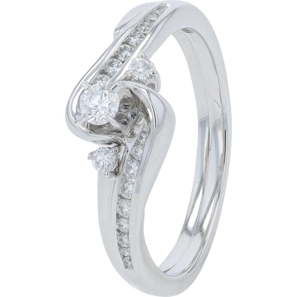 10K White Gold 0.25 Carat Diamond Bridal Set with Milgrain Detail and Prong Setting