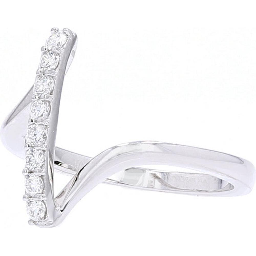 10K White Gold 0.30 Carat Diamond Bar Ring - Elegant Minimalist Design