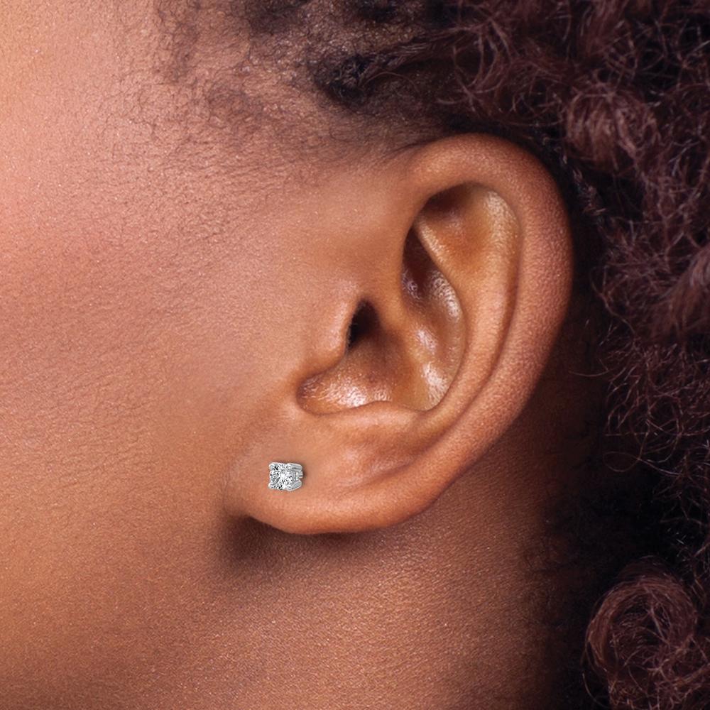 10K White Gold 4-Prong Round Diamond Stud Earrings - 0.25 Carats Total Diamond Weight by Oro Pregiato