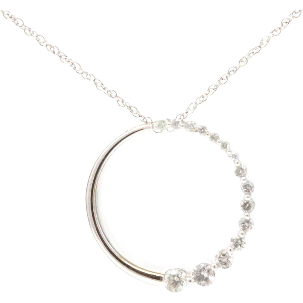 10K White Gold Diamond Circle Pendant with 0.26 Carats Total Diamond Weight
