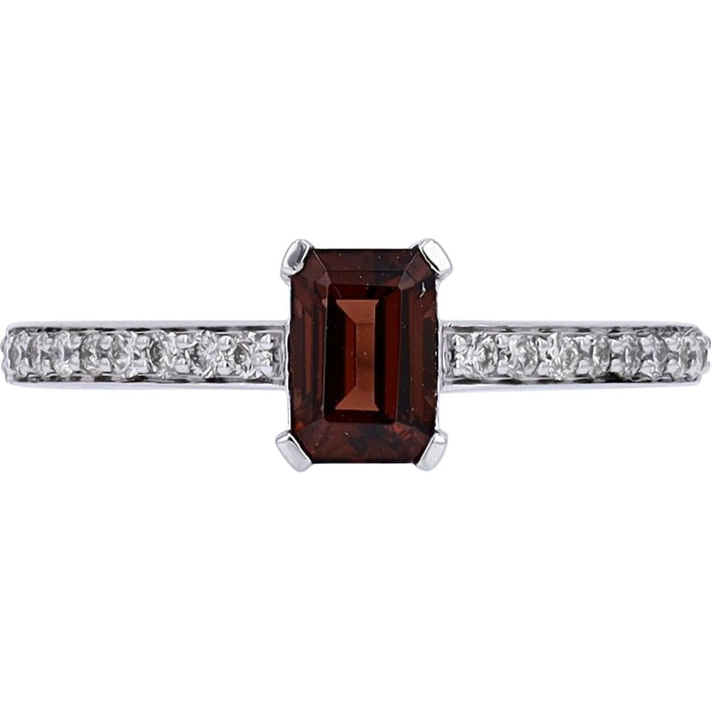 10K White Gold Emerald-Cut Garnet Solitaire Ring with Diamond Accents - 0.92 Carats Total Gemstone Weight