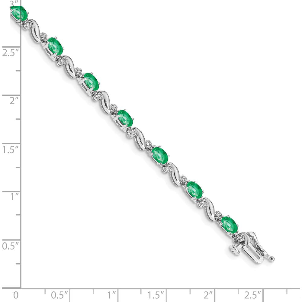 10K White Gold Fancy Chain Bracelet with 14 Oval Emeralds - 0.21 Carats Total Emerald Weight by Oro Pregiato