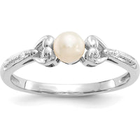 10K White Gold Freshwater Cultured Pearl and Round Diamond Ring - 0.01 Carat Total Diamond Weight