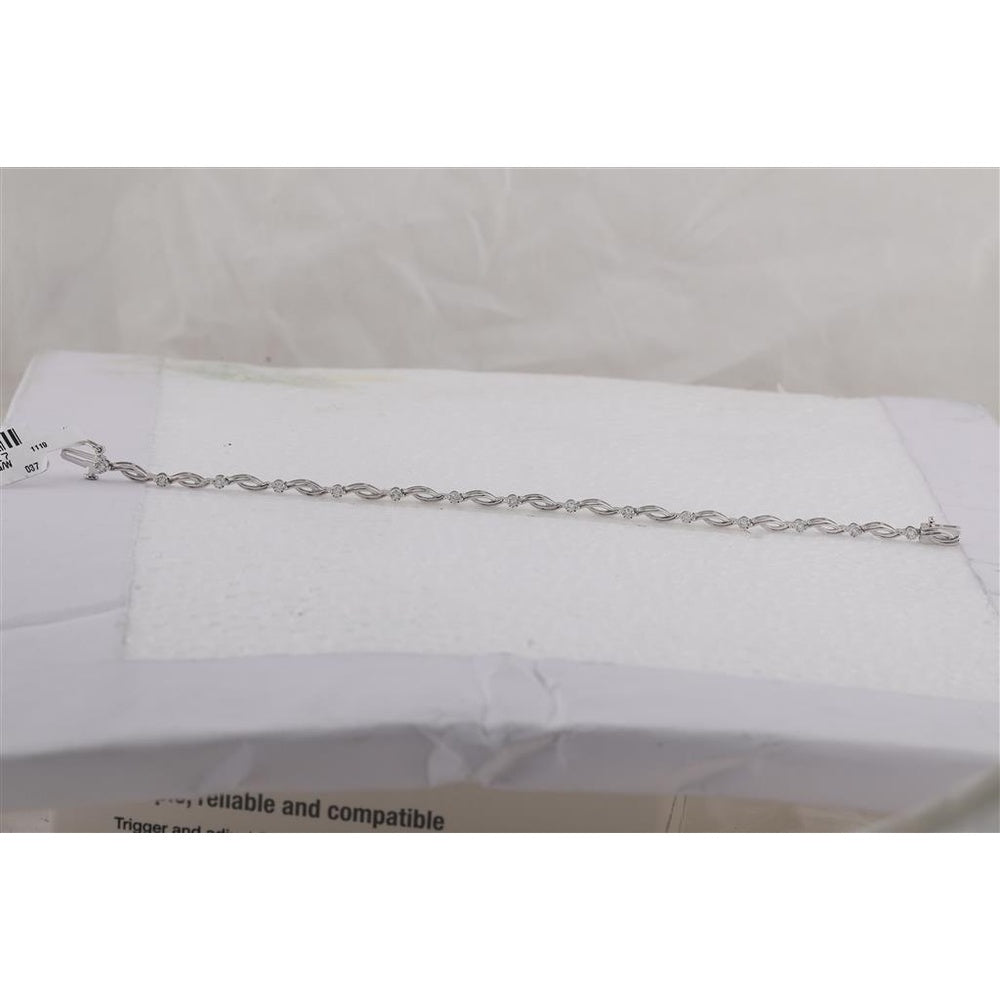 10K White Gold Round Diamond Bracelet - 1/4 Carat Total Diamond Weight