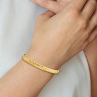 10K Yellow Gold Flexible Hexagonal Design Diamond-cut Bangle with Push Clasp - 7.5"