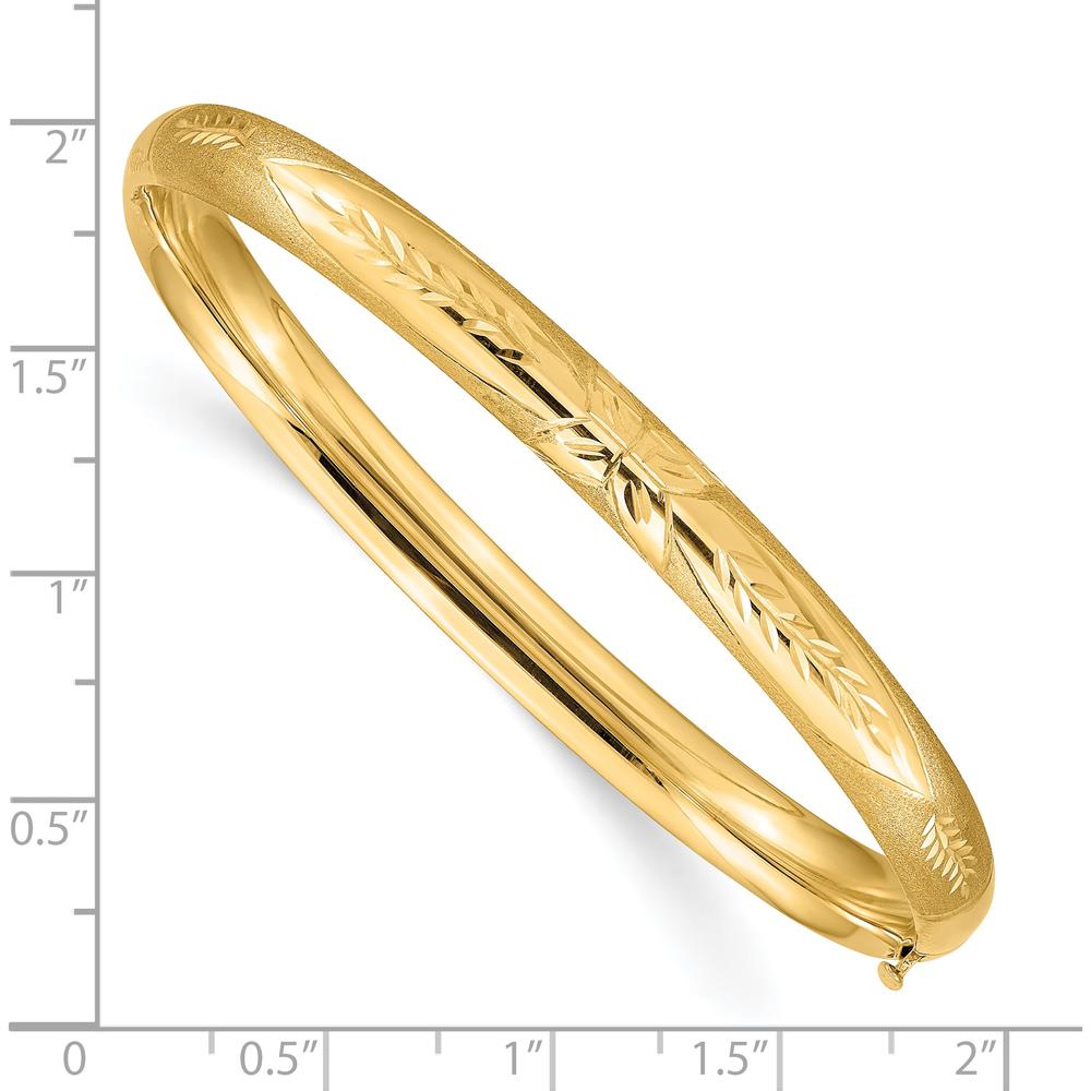 10K Yellow Gold Florentine Engraved Hinged Bangle Bracelet with Diamond-Cut Texture