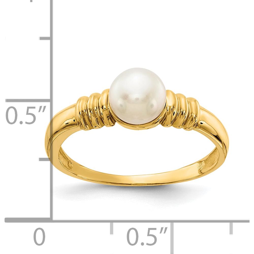 10K Yellow Gold Freshwater Button Pearl Ring - 5-6mm Cultured Pearl
