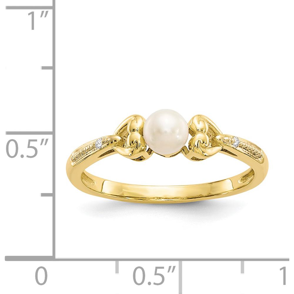 10K Yellow Gold Freshwater Pearl and Round Diamond Ring - 0.01 Carat Total Diamond Weight