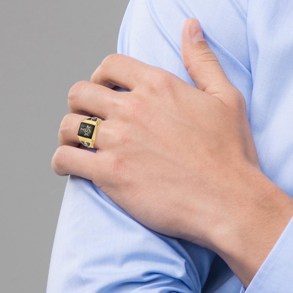 10K Yellow Gold Men's Polished, Antiqued & Textured Onyx Masonic Ring with Cushion-Cut Onyx - 12x10mm Stone