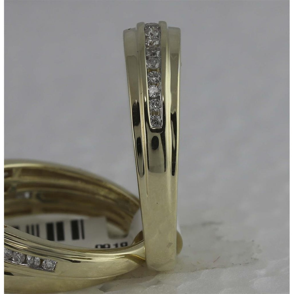 10K Yellow Gold Round Diamond Bridal Ring Set - 7/8 Carat Total Diamond Weight