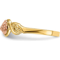 14K Two-Tone Gold Flower Ring with Detailed Petal Design by 0