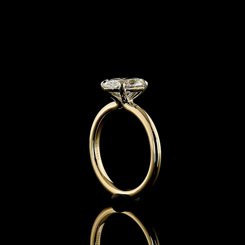14K Two Tone Oval Cut Lab Grown Diamond Solitaire Ring - 2.04 Carat E-F VVS2 IGI Certified - Covaloro Fine Jewelry