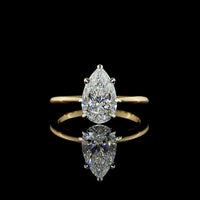 14K Two Tone Pear Shape Solitaire Ring with 2.00 Carat E-F VVS2 Lab-Grown Diamond - IGI Certified - Covaloro Fine Jewelry