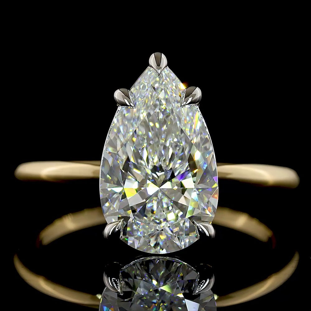 14K Two Tone Pear Shape Solitaire Ring with 3.01 Carat E-F VS1 Lab Grown Diamond - IGI Certified - Covaloro Fine Jewelry