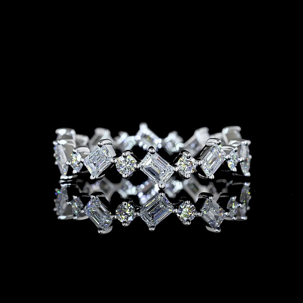 14K White Gold 1.06 Carats Alternating Emerald Cut and Round Brilliant Lab Diamond Eternity Band - Covaloro Fine Jewelry
