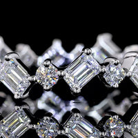 14K White Gold 1.06 Carats Alternating Emerald Cut and Round Brilliant Lab Diamond Eternity Band - Covaloro Fine Jewelry