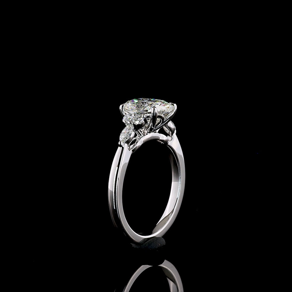 14K White Gold 2.24 Carat Lab Grown Diamond Ring featuring a 2.00 Carat Cushion Brilliant Center and Marquise Cut Side Stones in Prong Setting - IGI Certified E-F VS1 Quality - Covaloro Fine Jewelry