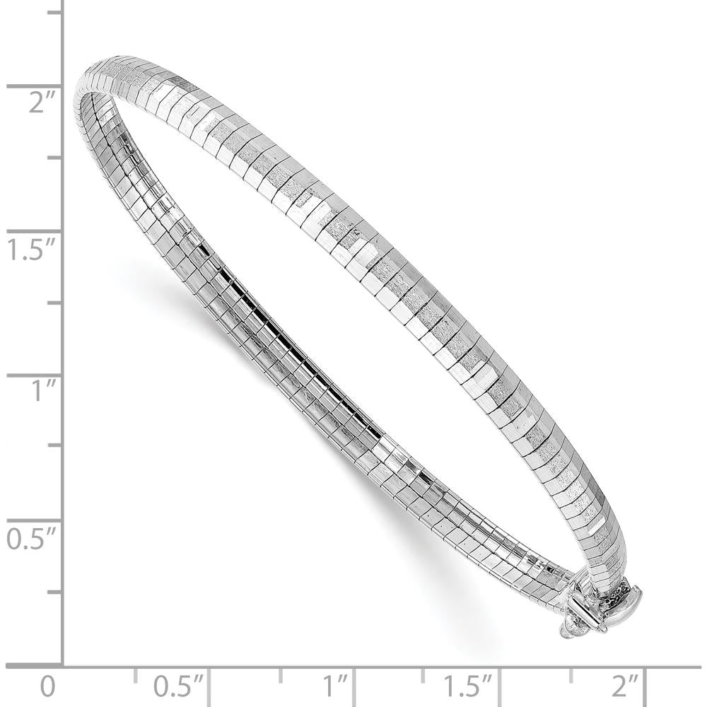 14K White Gold 4mm Diamond-Cut Omega Bracelet with Polished and Satin Finish - 7.5" Length by 0
