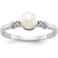 14K White Gold 5mm Freshwater Pearl & Diamond Ring with Milgrain Detail by Monteluci Fine Jewelry