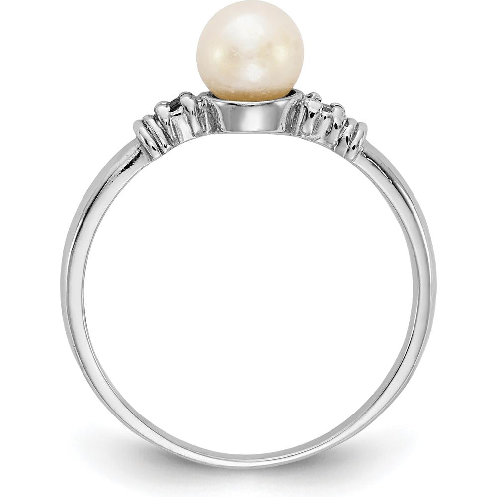 14K White Gold 5mm Freshwater Pearl & Diamond Ring with Milgrain Detail by Monteluci Fine Jewelry