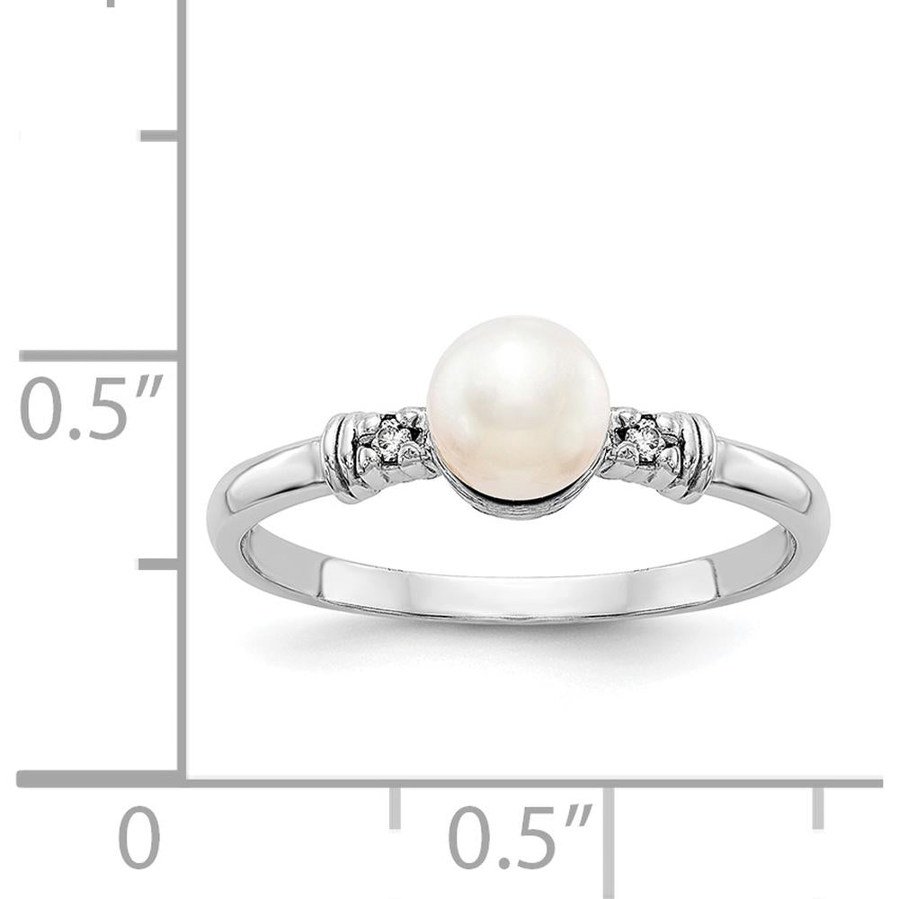 14K White Gold 5mm Freshwater Pearl & Diamond Ring with Milgrain Detail by Monteluci Fine Jewelry