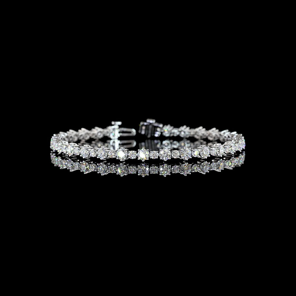 14K White Gold 7.5" Station Line Tennis Bracelet with 5.80 Carats of Round Cut Lab Grown Diamonds (E-F, VS1) - Covaloro Fine Jewelry
