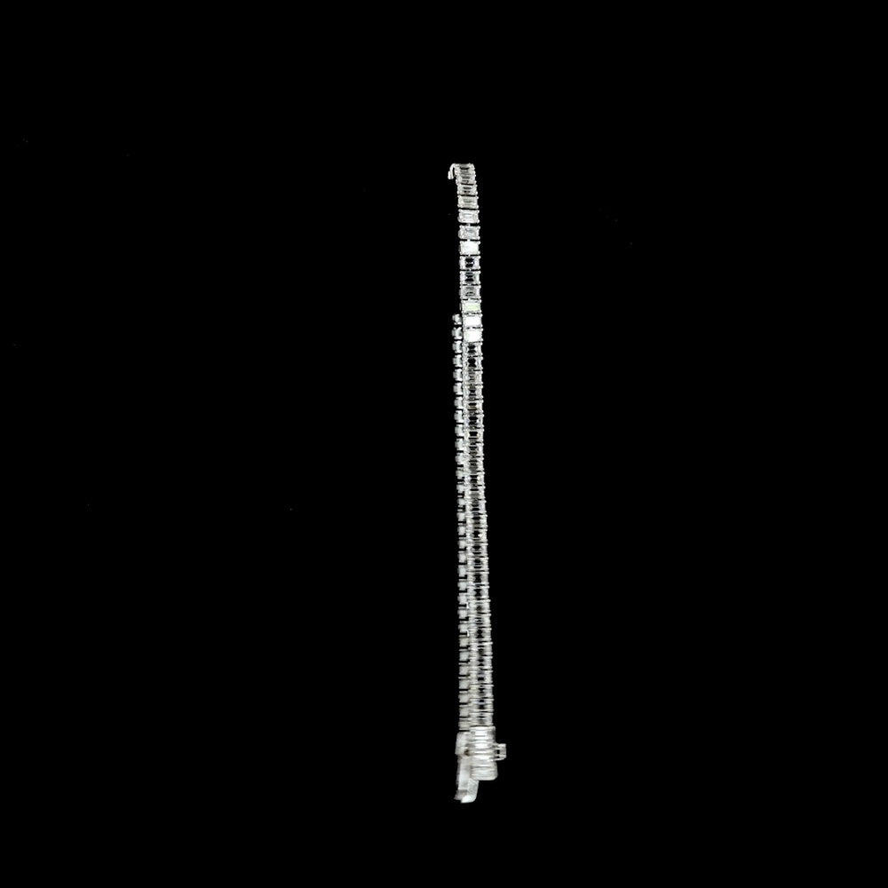 14K White Gold 7.5" Tennis Bracelet with 89 Prong-Set Emerald Cut Lab Diamonds - 4.03 Carat Total Weight, E-F Color VS Clarity - Covaloro Fine Jewelry