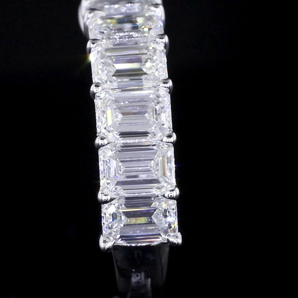 14K White Gold 7-Stone Eternity Band with Emerald Cut Lab Diamonds - 2.77 Carat Total Weight, D VS1 Clarity - Covaloro Fine Jewelry