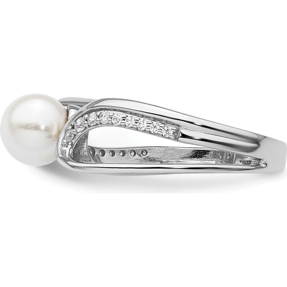 14K White Gold Contemporary Ring with 1 White Freshwater Cultured Pearl and 0.12 Carat Round Natural Diamonds by 0