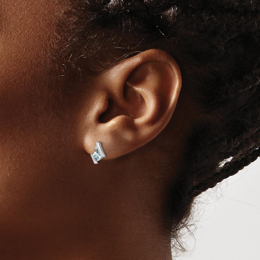 14K White Gold Cushion Aquamarine and Diamond Earrings - 1.00 Carat Total Aquamarine Weight, 0.025 Carat Total Diamond Weight by Oro Pregiato