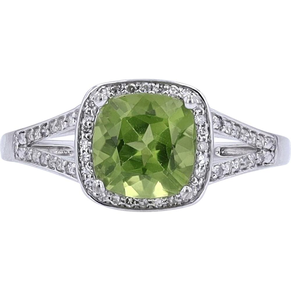 14K White Gold Cushion Cut Halo Peridot Ring with 0.15 Carat Total Diamond Weight