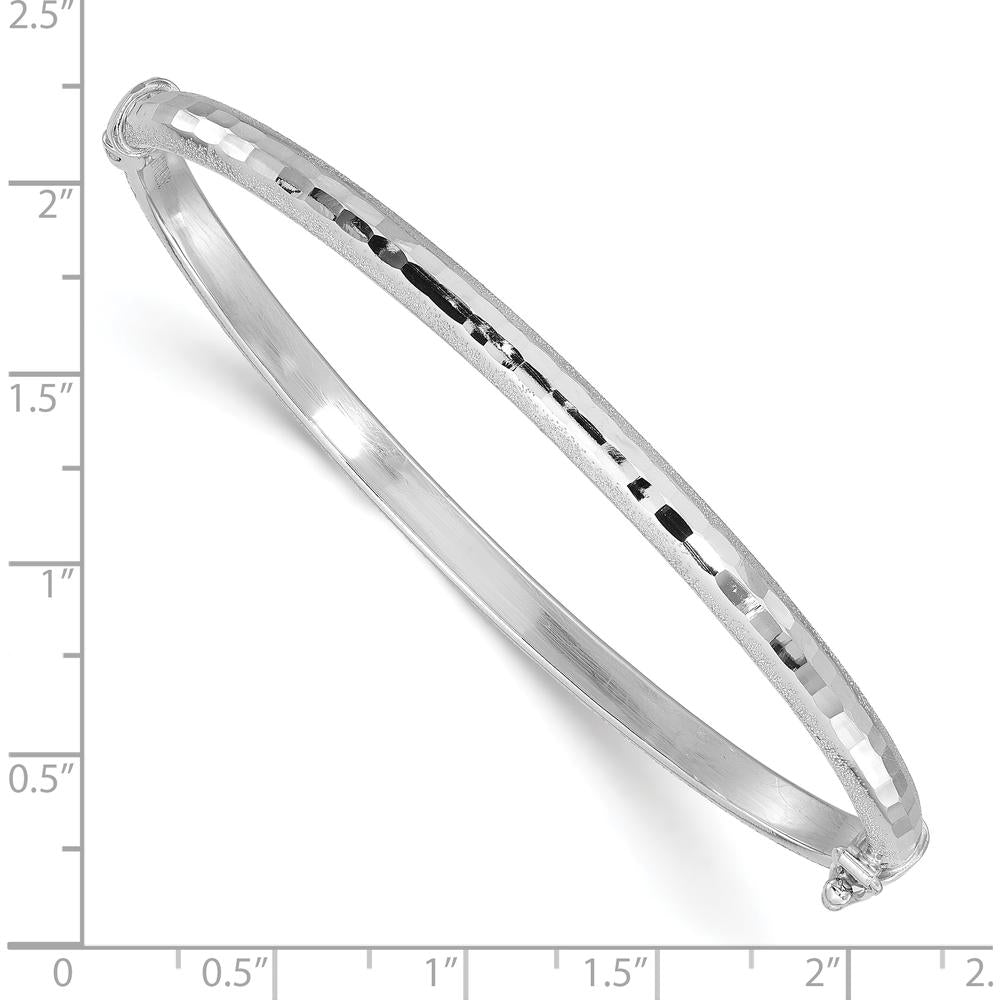 14K White Gold Diamond-Cut and Laser-Cut Hinged Oval Bangle Bracelet - 4.10mm Width by Oro Pregiato