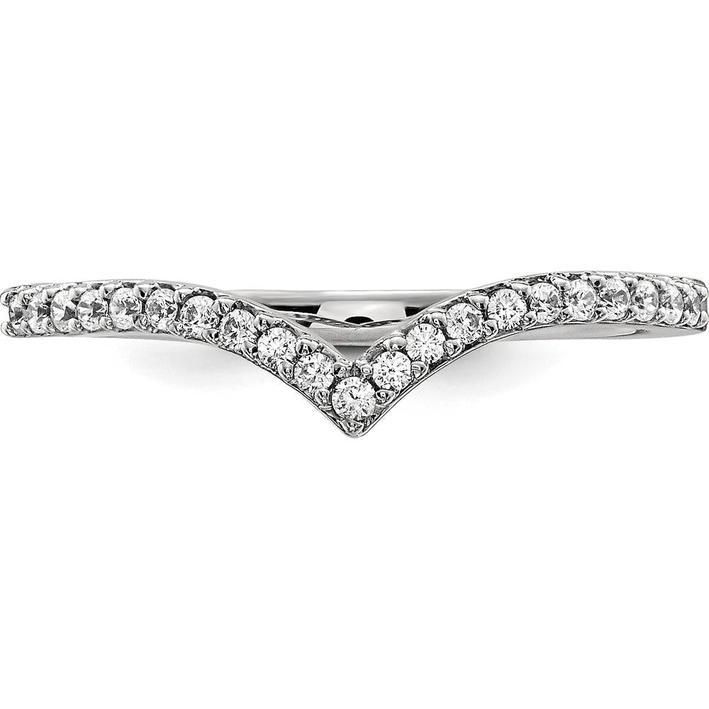 14K White Gold Diamond V Ring with 20 Round Diamonds - 0.17 Carat Total Diamond Weight by Oro Pregiato