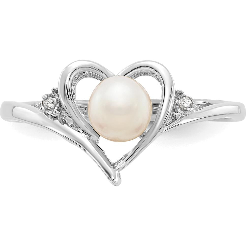 14K White Gold Freshwater Cultured Pearl and Diamond Heart Ring by Oro Pregiato
