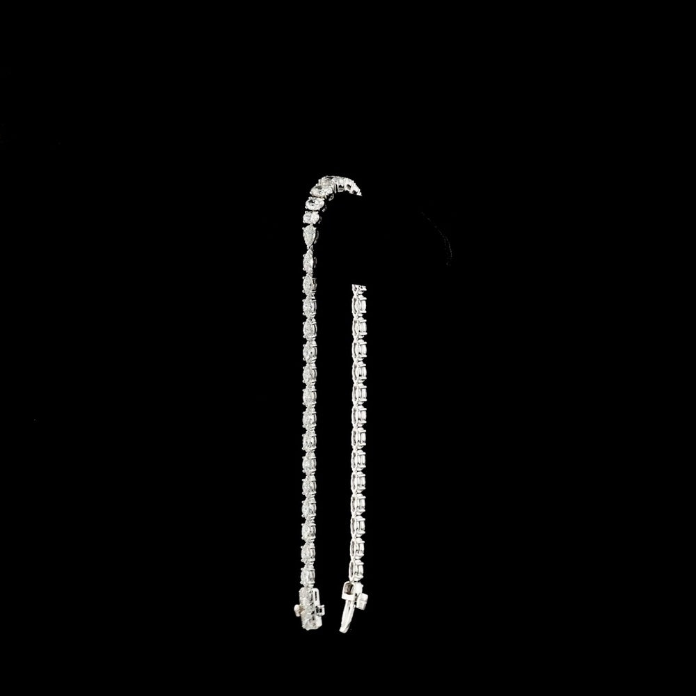 14K White Gold Graduated Riviera Bracelet with Mixed Oval and Round Lab Diamonds - 3.51 Carat Total Weight - Covaloro Fine Jewelry