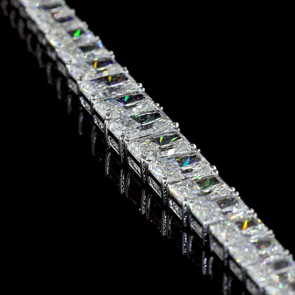 14K White Gold Graduating Riviera Necklace with 148 Radiant Cut Lab Diamonds - 19.66 Carat Total Weight, E-F Color VS2 Clarity - Covaloro Fine Jewelry