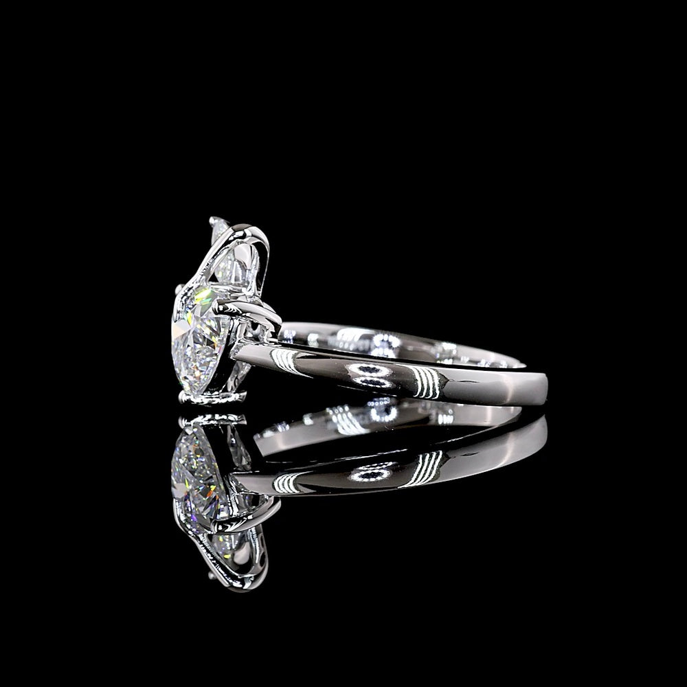 14K White Gold Heart and Marquise Toi et Moi Ring with E VS1 Lab Diamonds - 1.33 Carat Total Weight - Covaloro Fine Jewelry