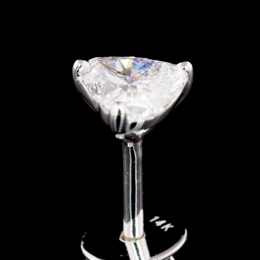 14K White Gold Heart Shaped Martini Set Earrings with Lab-Grown Diamonds - 0.84 Carat Total Weight, E-F Color VS1 Clarity - Covaloro Fine Jewelry