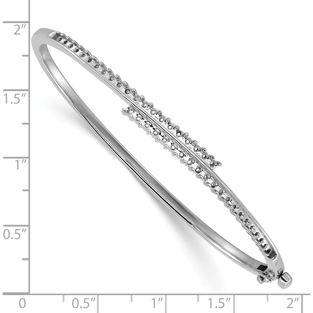 14K White Gold Hinged Oval Bangle Bracelet Mounting with 42 Round Stone Settings - Holds 1.00 Carat Total Gem Weight by Oro Pregiato