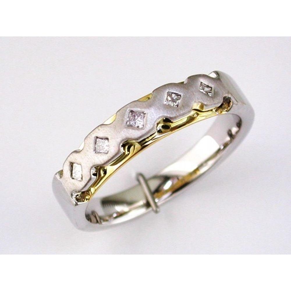 14K White Gold Men's Band with Round Diamonds - 0.20 Carats Total Diamond Weight