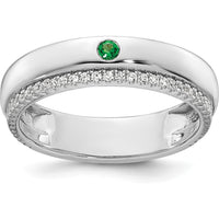 14K White Gold Mother's Ring with Green Birthstone and Diamond Milgrain Band by Oro Pregiato